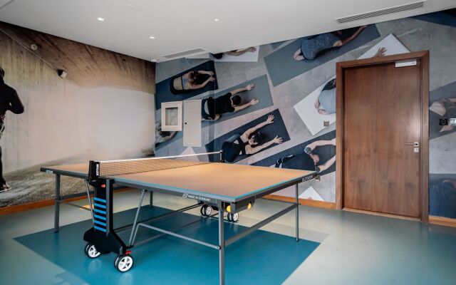 Unique bright studio with balcony in Marina Gate