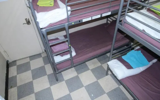Manhattan Hostel