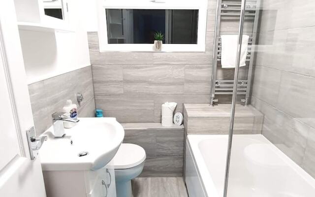 BookedUK - Stylish Apartment in Harlow