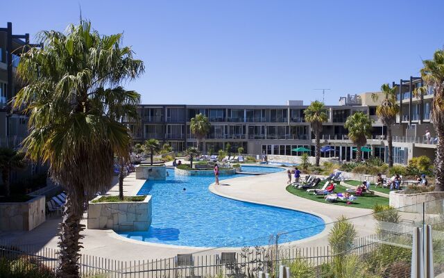 Beachfront Resort Torquay