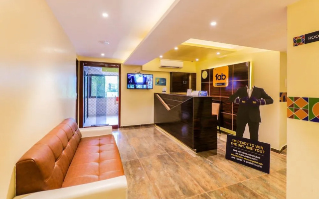 FabHotel Byaris International