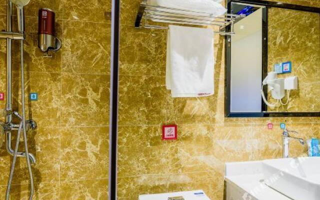 Dan Hotel (Shenzhen Dalang Commercial Center)
