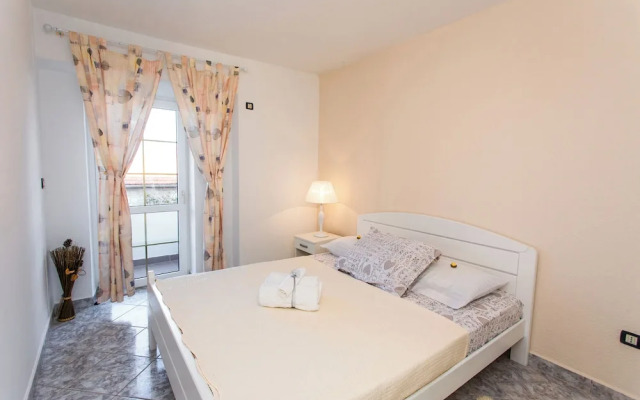 Apartments Tino
