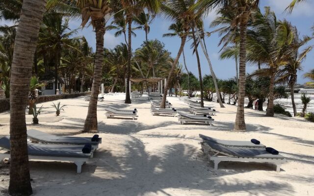 Sun Palm Beach Resort