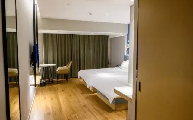 Magnotel Hotel (Nanjing Lukou Airport)