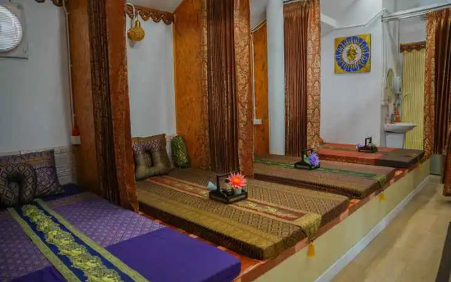 R2 Bed and Pool Kanchanaburi