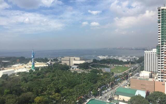 MaxStays Max View at Breeze Residences