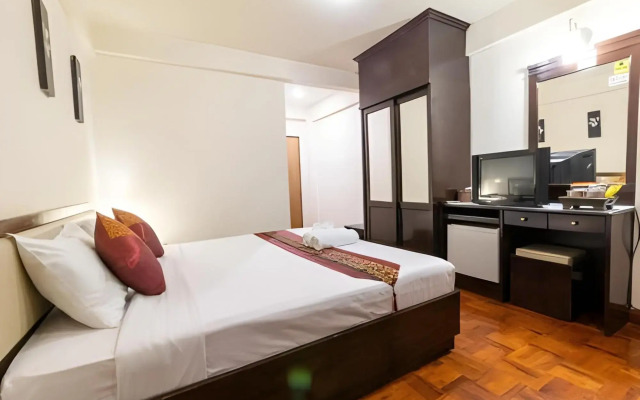 The Palm Garden Hotel