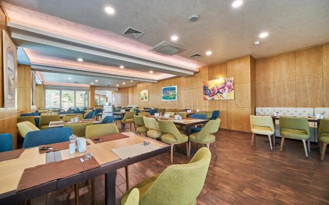 Bilyana Beach Hotel