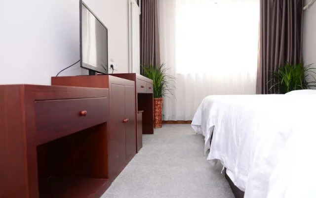 Super 8 Beijing New Exhibition Center