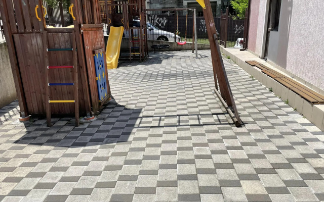 Апартаменты на Малодгвардейской