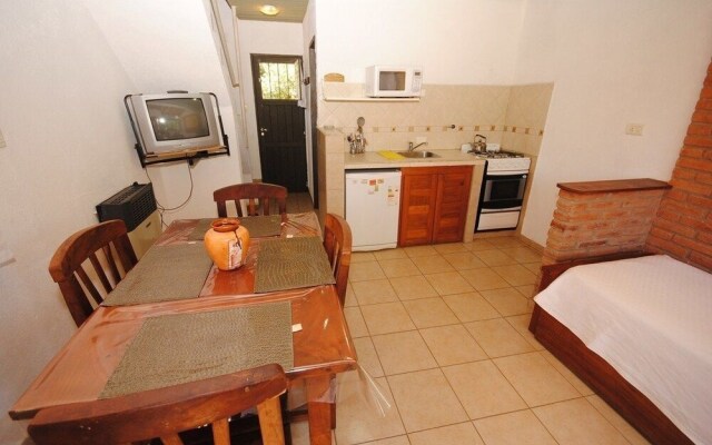 Aguaribay Apart Cabañas