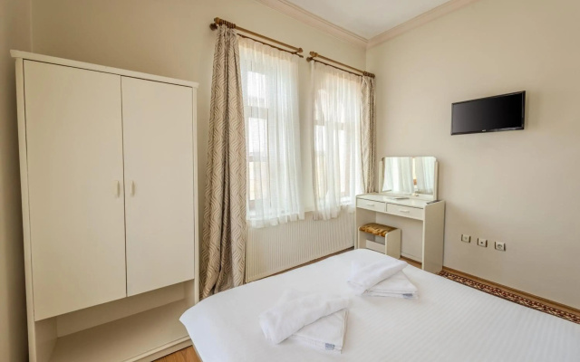 Akuzun Hotel