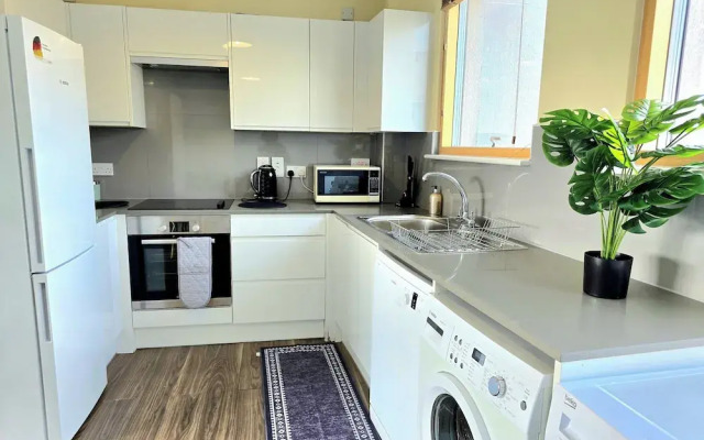 Retreat Private Rooftop 3 Bedroom Apartment