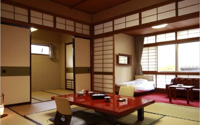 Aritaya Ryokan