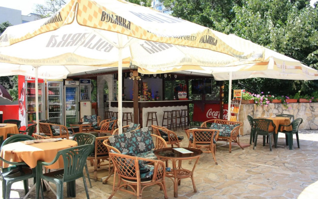 Hotel Kamchia Park