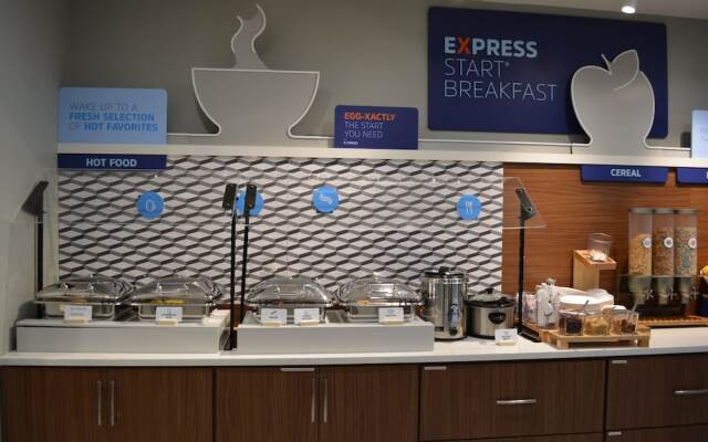 Holiday Inn Express & Suites Liberal