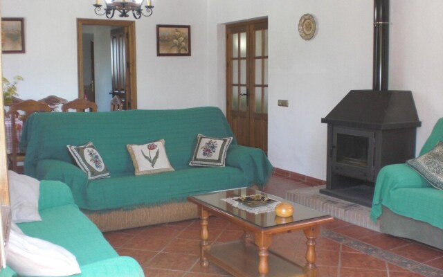Villa With 3 Bedrooms in El Chorro, With Wonderful Mountain View, Priv