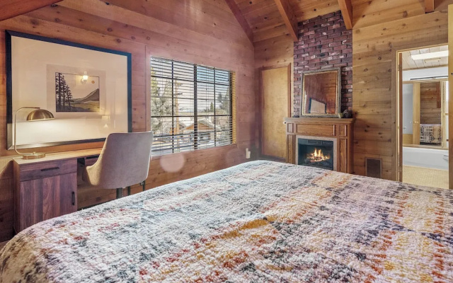 The Lakehouse Cabin