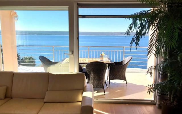 Villa Mebelle mit Meerblick