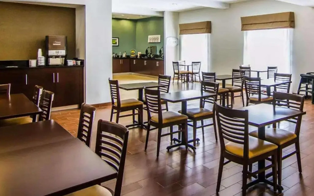 Sleep Inn & Suites Longview North