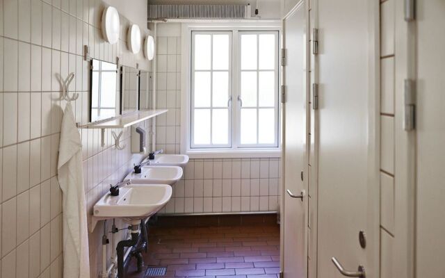 Rønne Vandrerhjem - Hostel