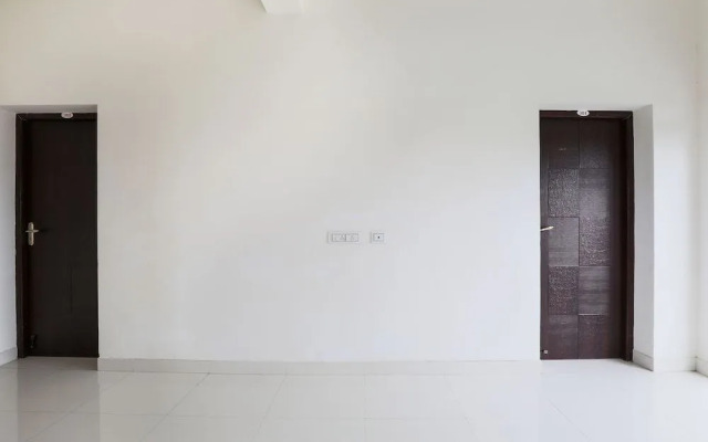 Отель O Black Pearl Residency