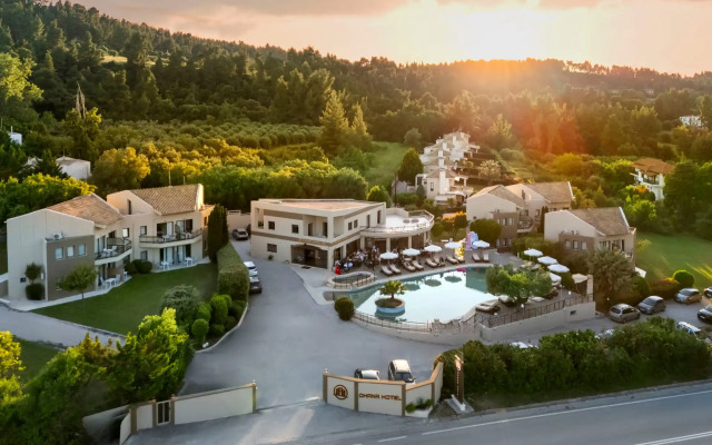 Ohana Hotel