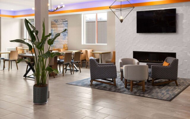 La Quinta Inn & Suites By Wyndham Williston/Burlington