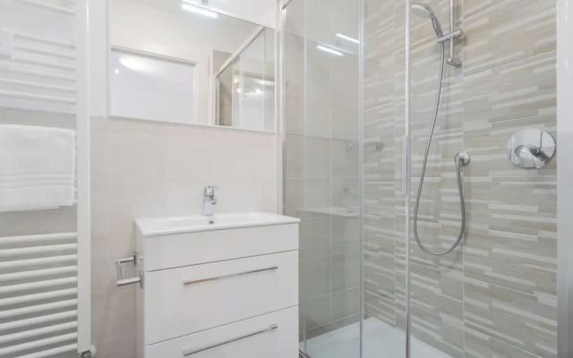 Pozzo Vertical Apartment With Garden and Parking by Rent all Como