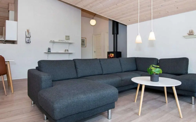 8 Person Holiday Home in Glesborg