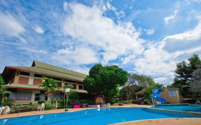 Muaklek Paradise Resort