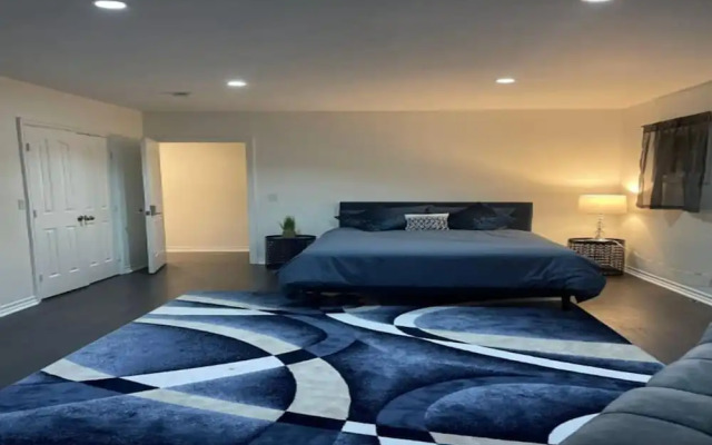3Bd Beverly Hills Home