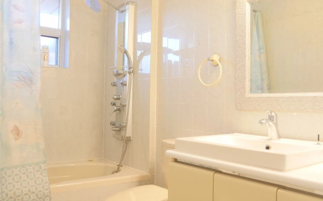 Richview Gardens Suite