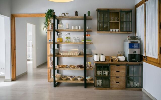 Hostal Tuset