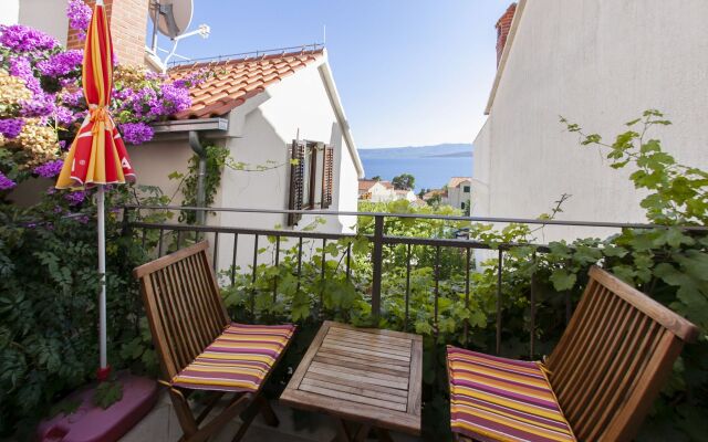 Apartment Ton - 200m from the sea: A2 Bol, Island Brac