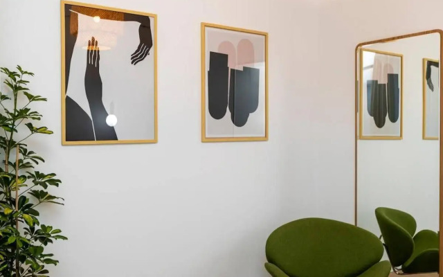 Stylish 2BR apt w huge terrace in Old Tbilisi