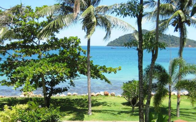 Aunchaleena Beach Front Resort, Koh Chang (Chomnapha Boat)