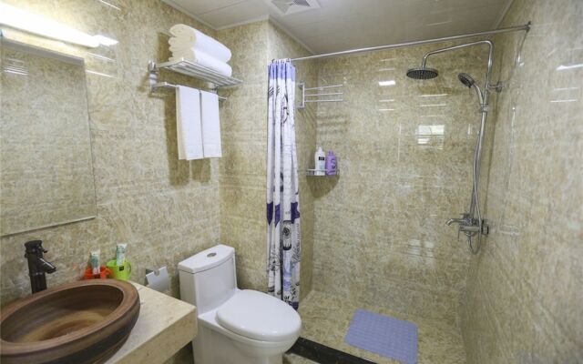 Sanya Canacoast Art Inn