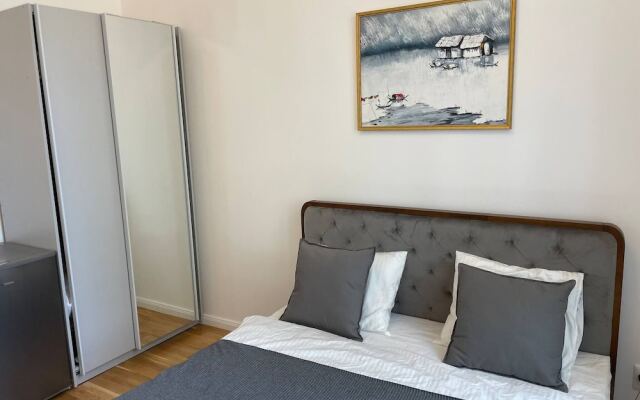 Apartment U Muzea and Vaclavske Namesti