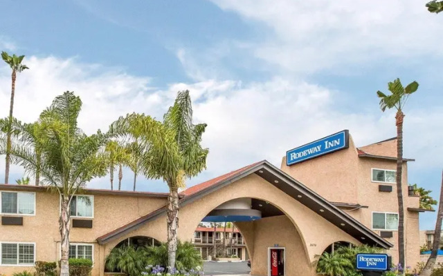 Rodeway Inn Near Legoland