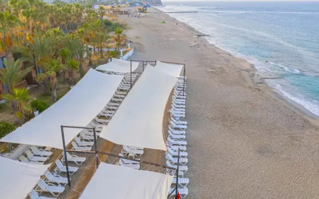 Club Tropical Paradise & Spa