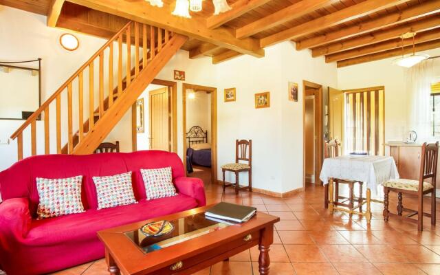 Classy Holiday Home in Guaro With Private Swimming Pool