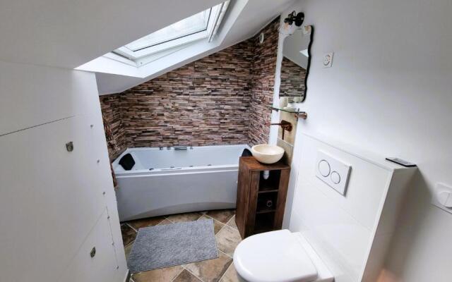 2 Appt Médié Lounge - Médié Old - par Beds76