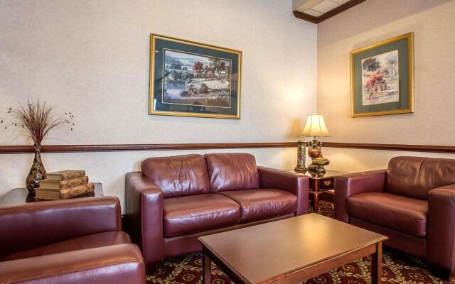 Quality Inn Suwanee I-85