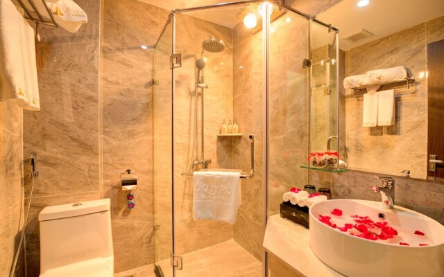 Heaven Gate Hotel O Quy Ho