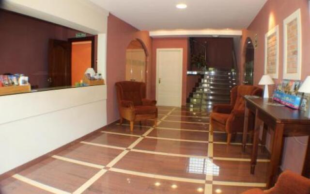 Hotel Restaurante Ribera del Chicu