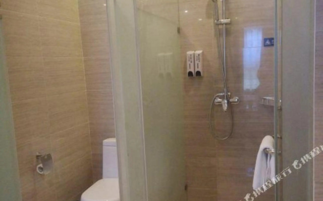 Four Seasons Qingteng Hotel (Ningbo Zhenhai New Town)