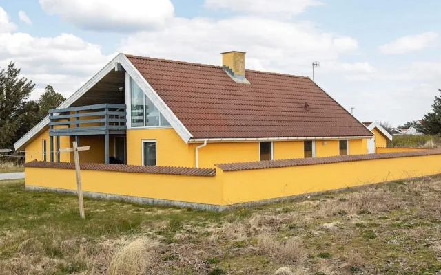 10 Person Holiday Home in Thisted