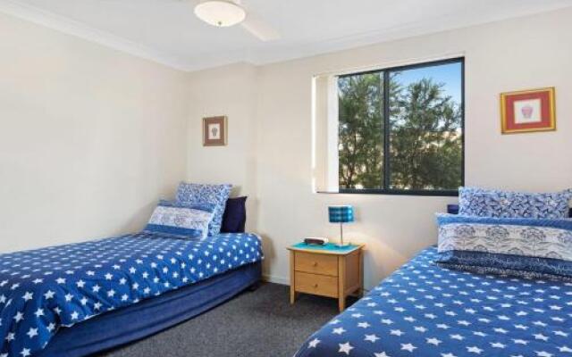 Spinnaker 102 - On The Lake!